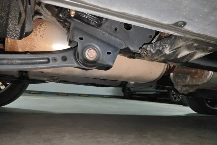 Used Tank 500 New Energy 2023 Hi4-T Chassis Rear Right