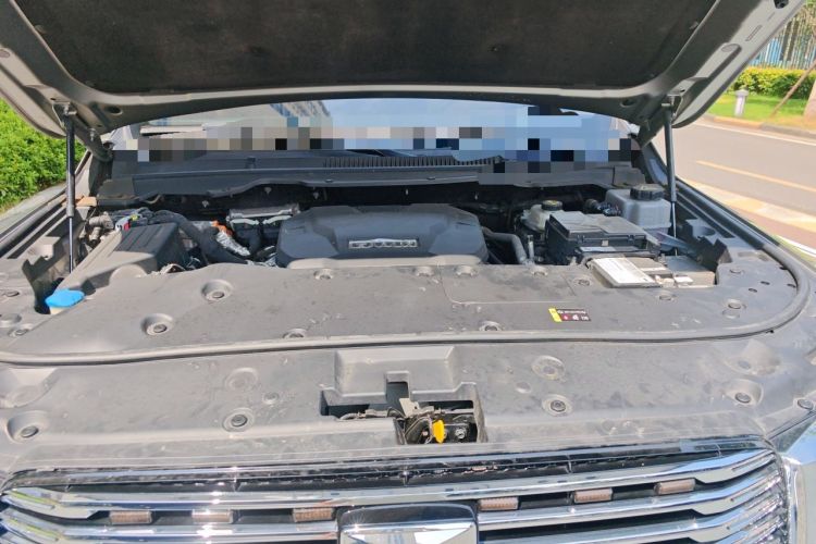 Used Tank 500 New Energy 2023 Hi4-T Engine Bay