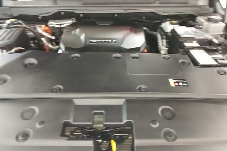Used Tank 500 New Energy 2023 Hi4-T Engine Bay