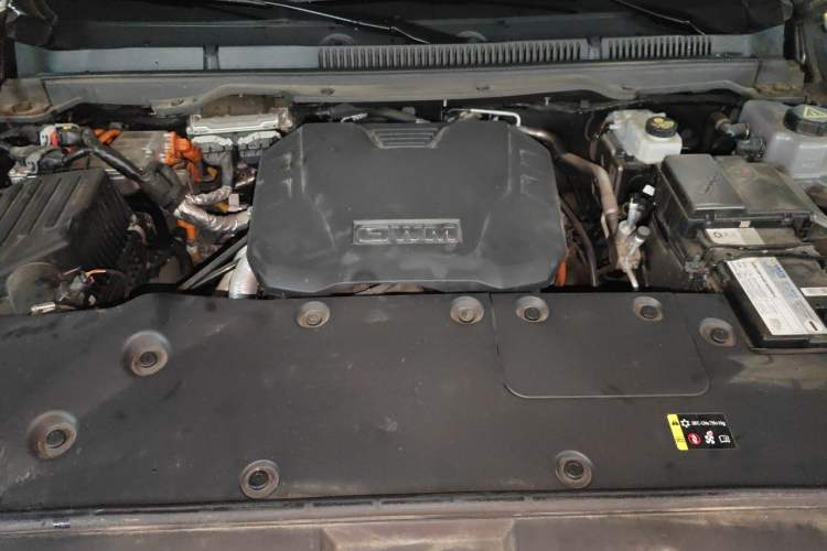 Used Tank 500 New Energy 2023 Hi4-T Engine Bay