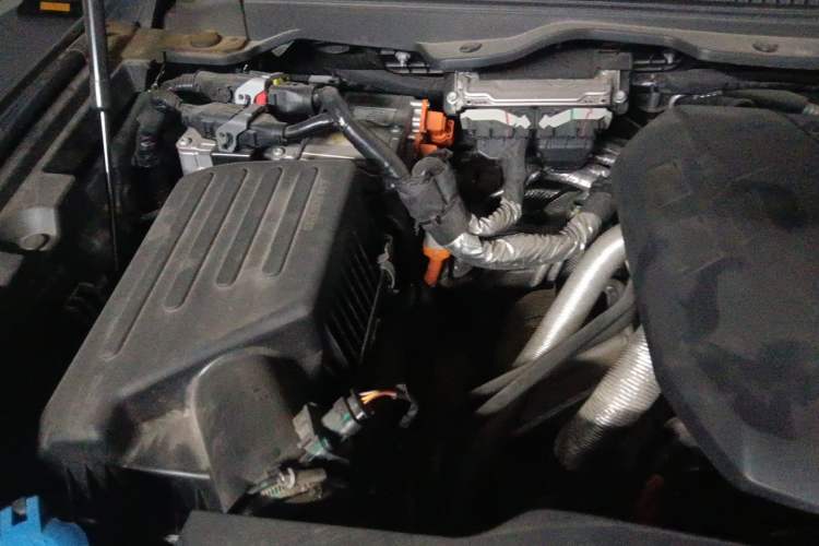 Used Tank 500 New Energy 2023 Hi4-T Engine Bay Right
