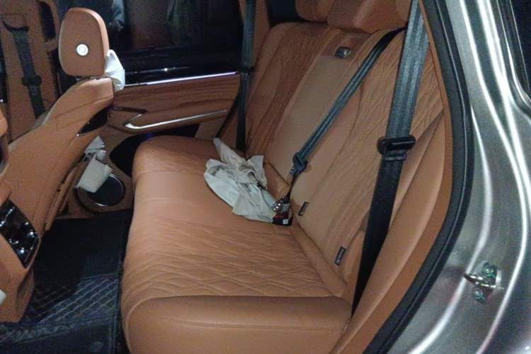 Used Tank 500 New Energy 2023 Hi4-T Left Rear Seat
