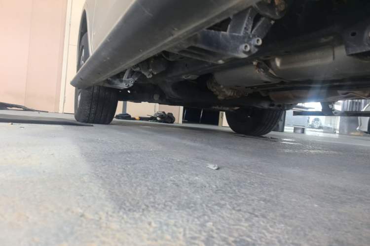 Used Tank 500 New Energy 2023 Hi4-T Left Side Sill