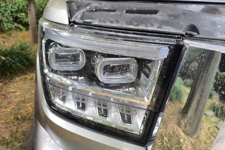 Used Tank 500 New Energy 2023 Hi4-T Right Front Headlight