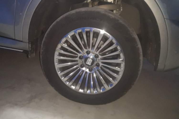 Used Tank 500 New Energy 2023 Hi4-T Right Front Wheel Hub