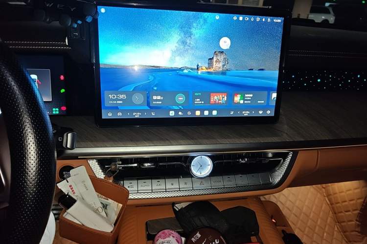 Used Tank 500 New Energy 2023 Hi4-T Audio And AC Panel