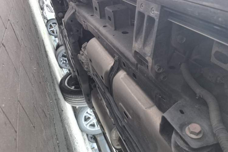 Used Tank 500 New Energy 2023 Hi4-T Chassis Rear Left
