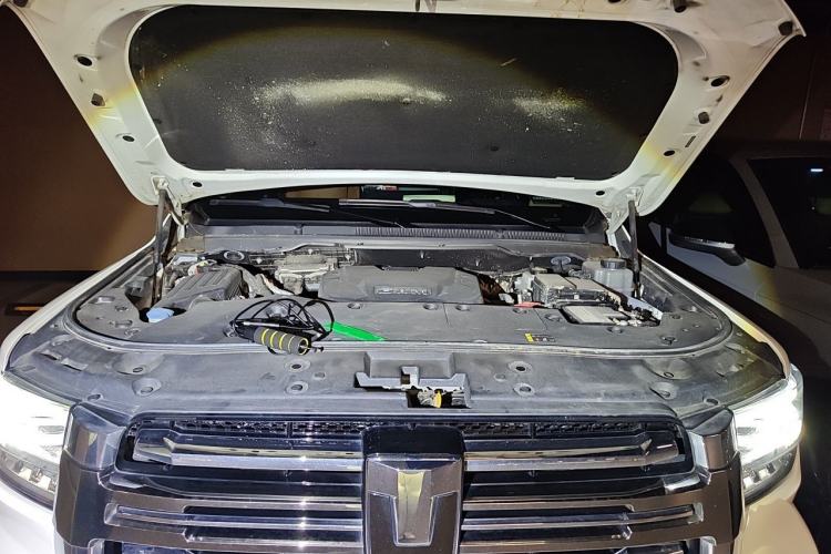 Used Tank 500 New Energy 2023 Hi4-T Engine Bay
