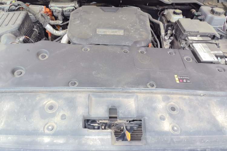 Used Tank 500 New Energy 2023 Hi4-T Engine Bay