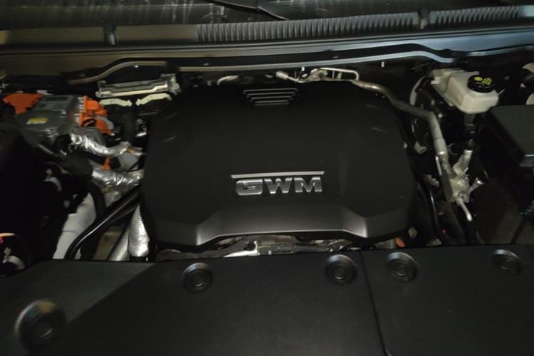 Used Tank 500 New Energy 2023 Hi4-T Engine Bay