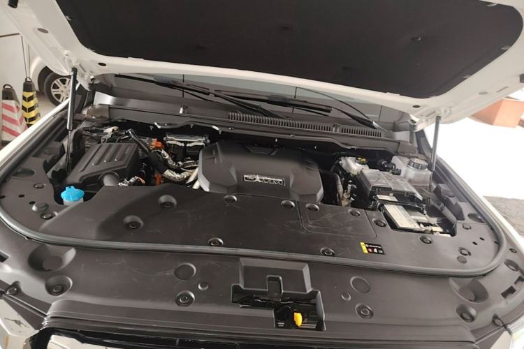 Used Tank 500 New Energy 2023 Hi4-T Engine Bay