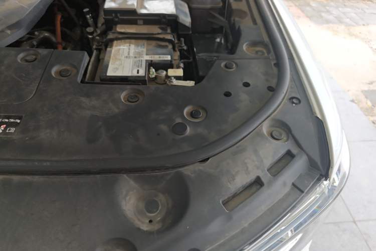 Used Tank 500 New Energy 2023 Hi4-T Engine Bay Left
