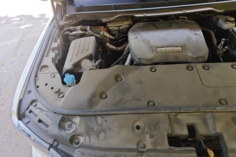 Used Tank 500 New Energy 2023 Hi4-T Engine Bay Right