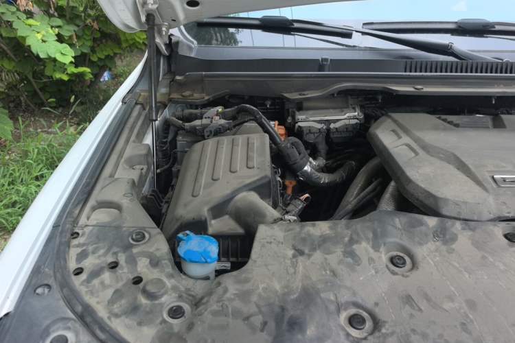 Used Tank 500 New Energy 2023 Hi4-T Engine Bay Right