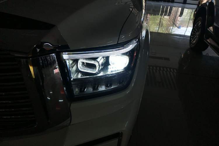 Used Tank 500 New Energy 2023 Hi4-T Left Front Headlight