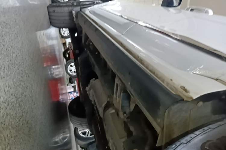Used Tank 500 New Energy 2023 Hi4-T Left Side Sill