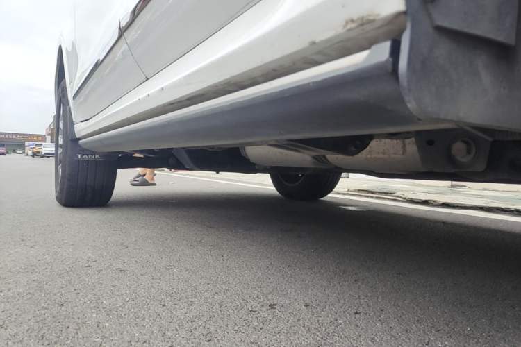 Used Tank 500 New Energy 2023 Hi4-T Left Side Sill