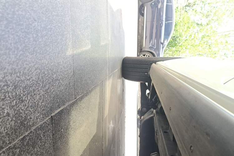 Used Tank 500 New Energy 2023 Hi4-T Left Side Sill