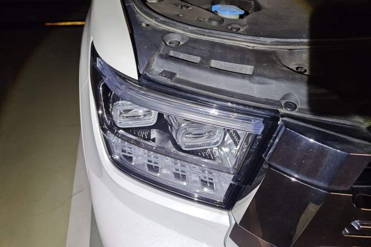 Used Tank 500 New Energy 2023 Hi4-T Right Front Headlight