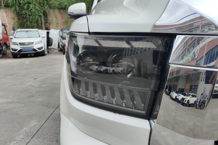 Used Tank 500 New Energy 2023 Hi4-T Right Front Headlight
