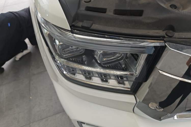 Used Tank 500 New Energy 2023 Hi4-T Right Front Headlight