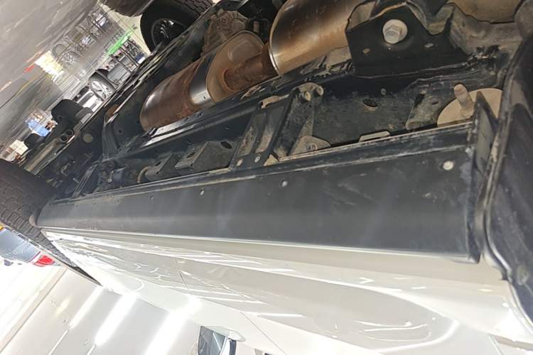 Used Tank 500 New Energy 2023 Hi4-T Right Side Sill