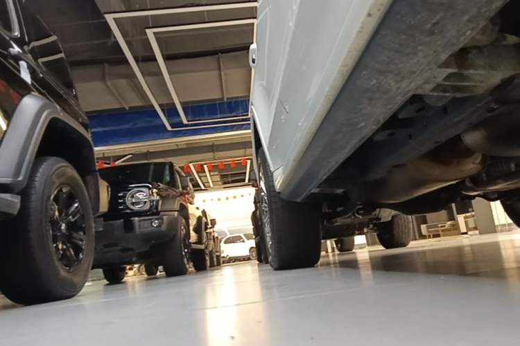 Used Tank 500 New Energy 2023 Hi4-T Right Side Sill