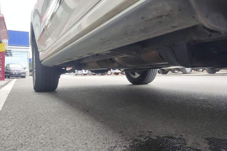 Used Tank 500 New Energy 2023 Hi4-T Right Side Sill
