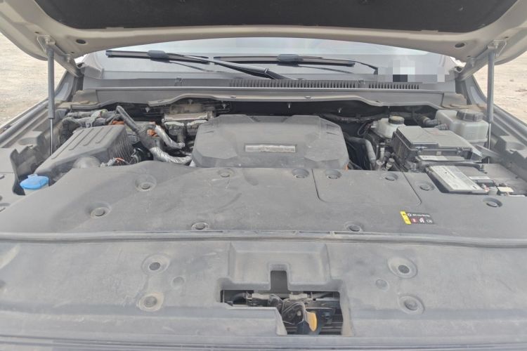 Used Tank 500 New Energy 2023 Hi4-T Engine Bay