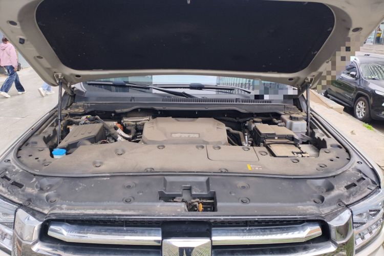 Used Tank 500 New Energy 2023 Hi4-T Engine Bay