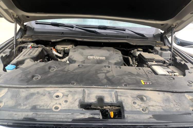 Used Tank 500 New Energy 2023 Hi4-T Engine Bay