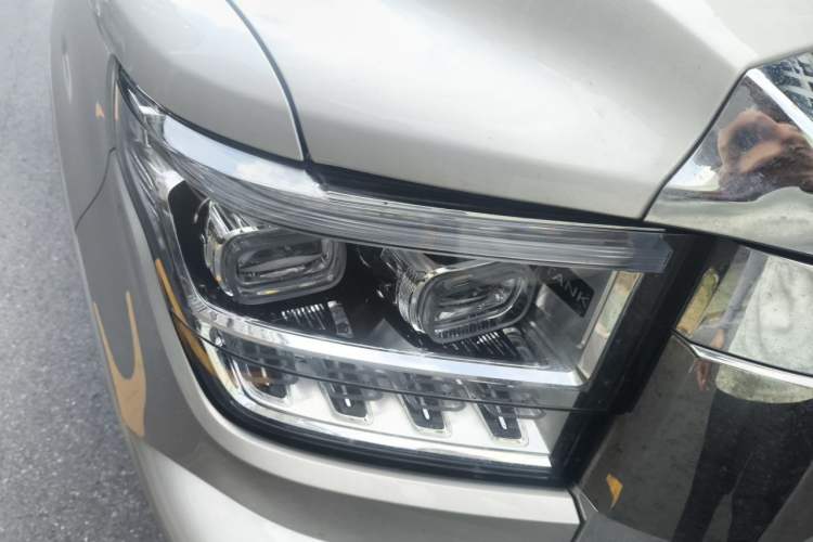 Used Tank 500 New Energy 2023 Hi4-T Right Front Headlight