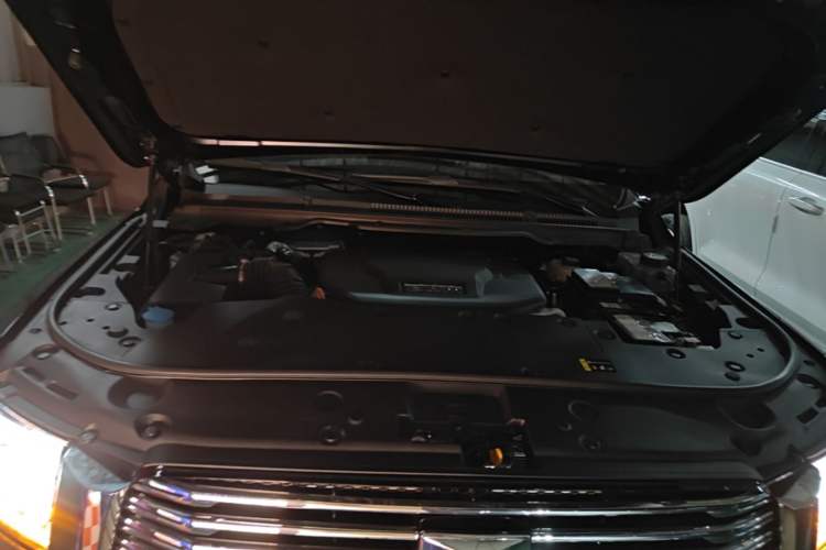 Used Tank 500 New Energy 2024 Hi4-T Engine Bay