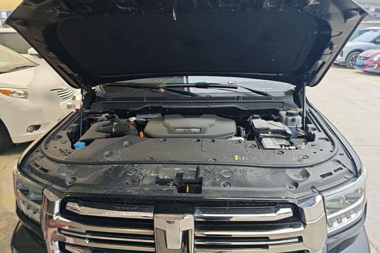 Used Tank 500 New Energy 2024 Hi4-T Engine Bay