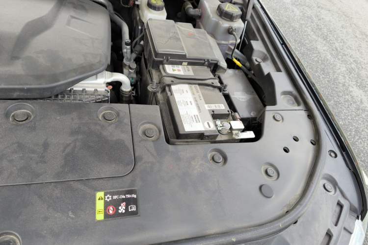 Used Tank 500 New Energy 2024 Hi4-T Engine Bay Left