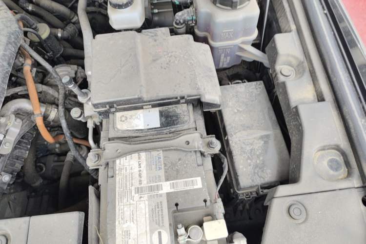 Used Tank 500 New Energy 2024 Hi4-T Engine Bay Left