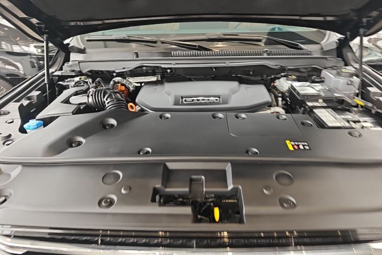 Used Tank 500 New Energy 2024 Hi4-T Engine Bay