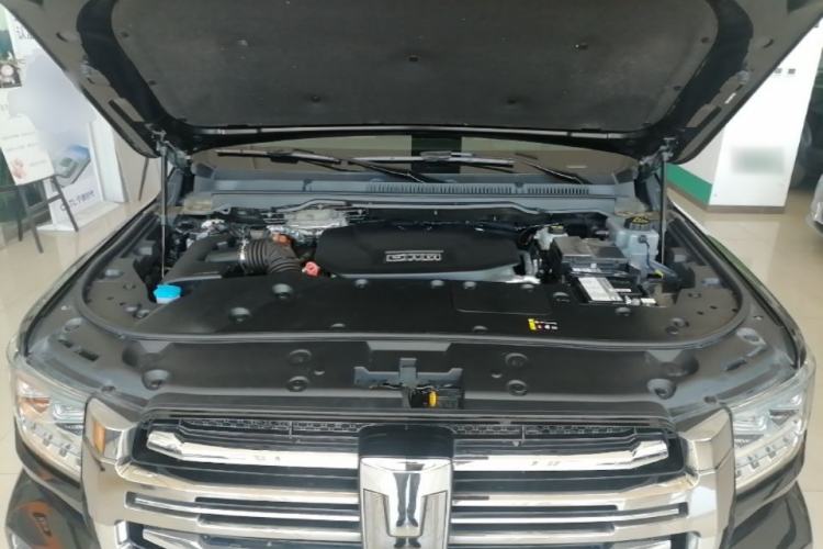 Used Tank 500 New Energy 2024 Hi4-T Engine Bay