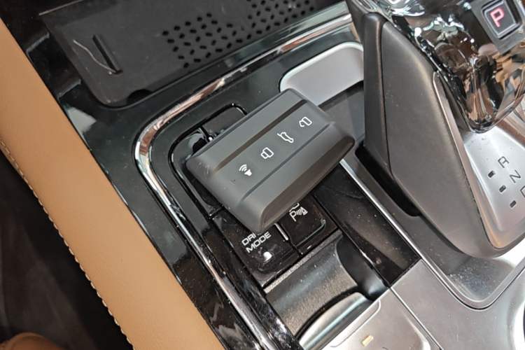 Used Tank 500 New Energy 2024 Hi4-T Interior 1