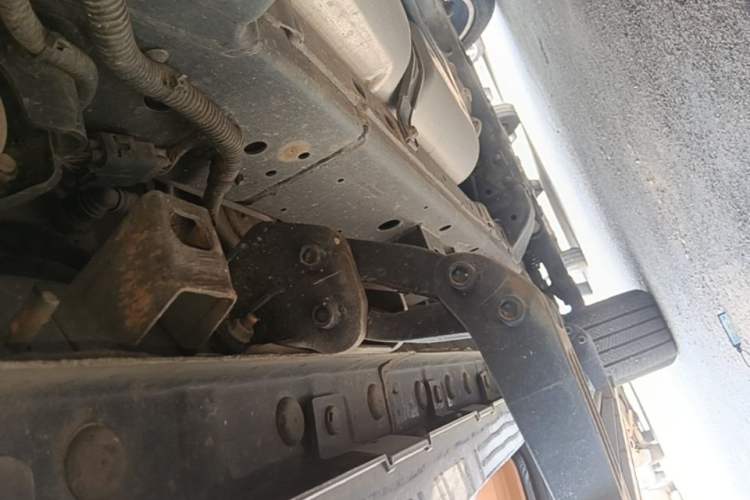 Used Tank 500 New Energy 2024 Hi4-T Left Side Sill