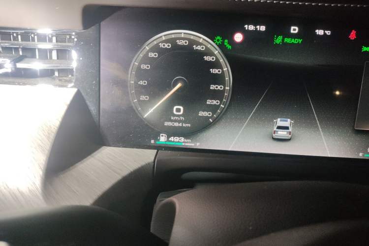 Used Tank 500 New Energy 2024 Hi4-T Odometer Close Up
