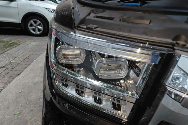 Used Tank 500 New Energy 2024 Hi4-T Right Front Headlight