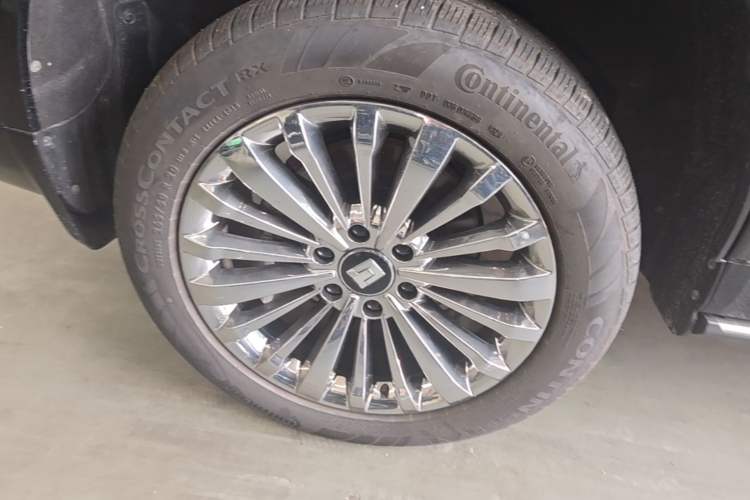 Used Tank 500 New Energy 2024 Hi4-T Right Rear Wheel Hub