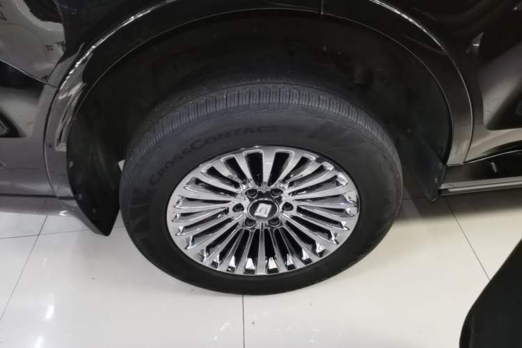 Used Tank 500 New Energy 2024 Hi4-T Right Rear Wheel Hub