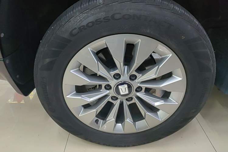 Used Tank 500 New Energy 2024 Hi4-T Right Rear Wheel Hub