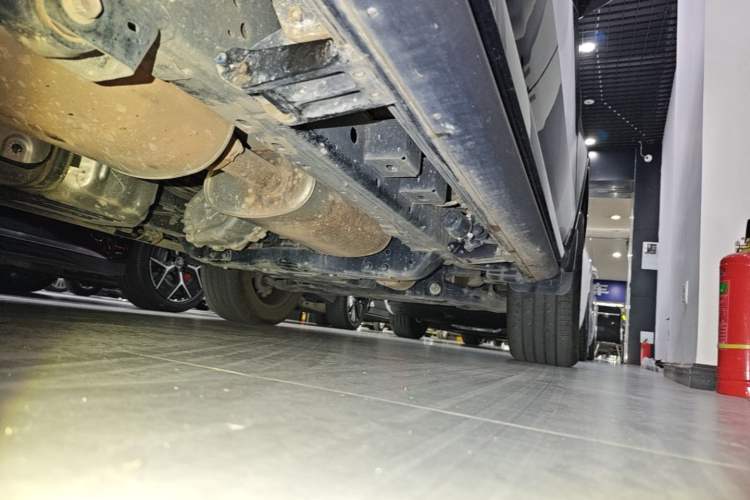 Used Tank 500 New Energy 2024 Hi4-T Right Side Sill