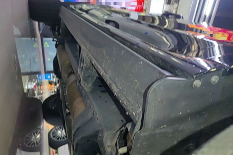Used Tank 500 New Energy 2024 Hi4-T Right Side Sill