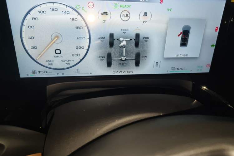 Used Tank 500 New Energy 2024 Hi4-T Odometer Close Up