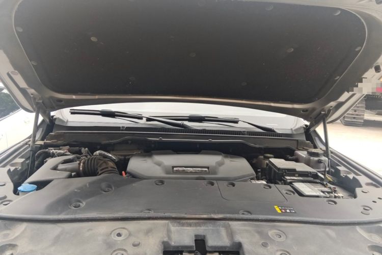 Used Tank 500 New Energy 2024 Hi4-T Engine Bay