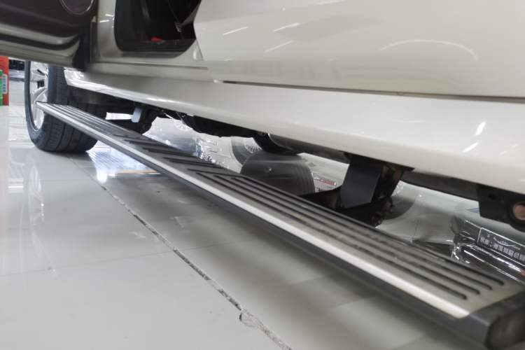 Used Tank 500 New Energy 2024 Hi4-T Left Side Sill